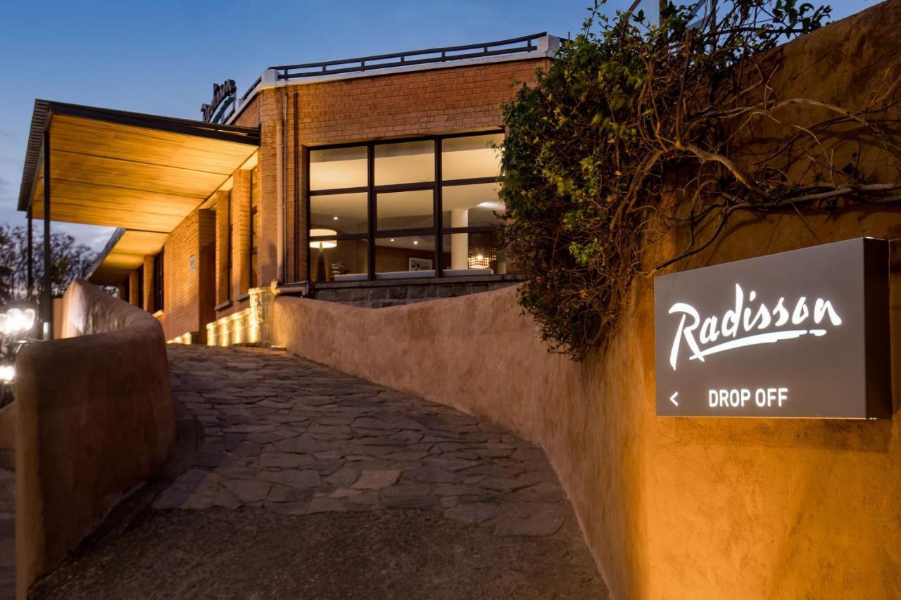 Radisson Hotel Tamboho Waterfront Antananarivo Kültér fotó