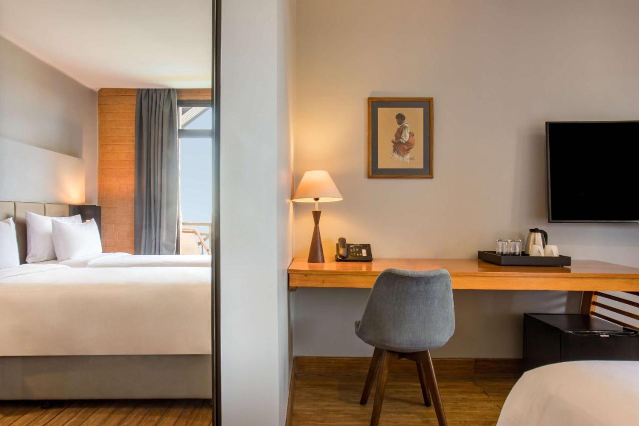 Radisson Hotel Tamboho Waterfront Antananarivo Kültér fotó