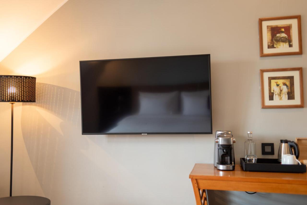 Radisson Hotel Tamboho Waterfront Antananarivo Kültér fotó