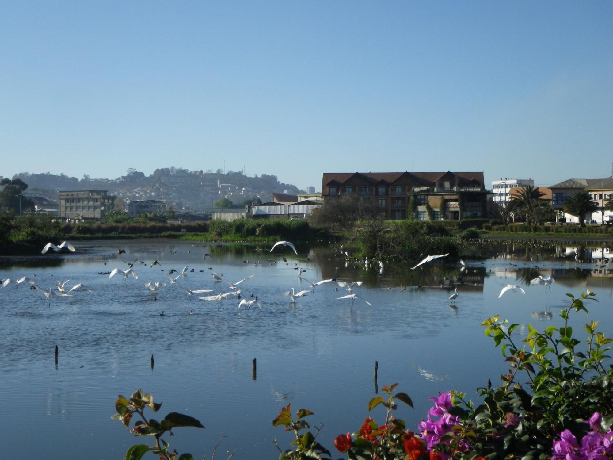 Radisson Hotel Tamboho Waterfront Antananarivo Kültér fotó